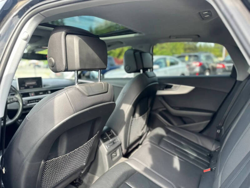 2017 Audi A4 2.0T quattro Premium Plus