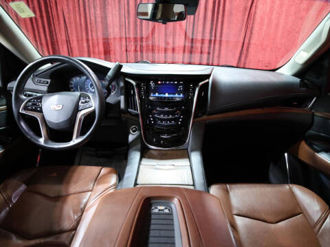 2018 Cadillac Escalade Luxury