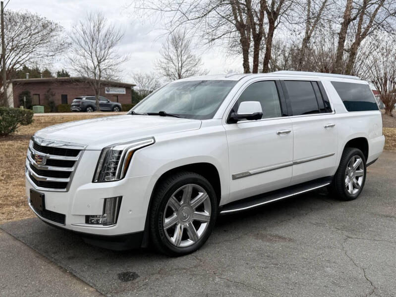 2018 Cadillac Escalade ESV Luxury