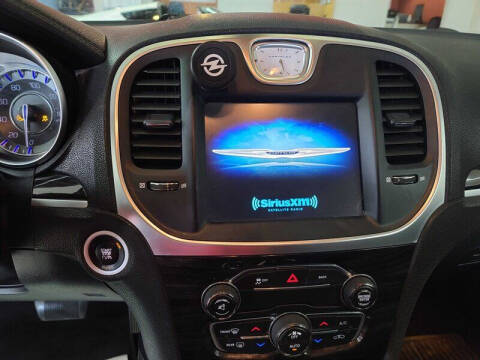 2015 Chrysler 300 Limited