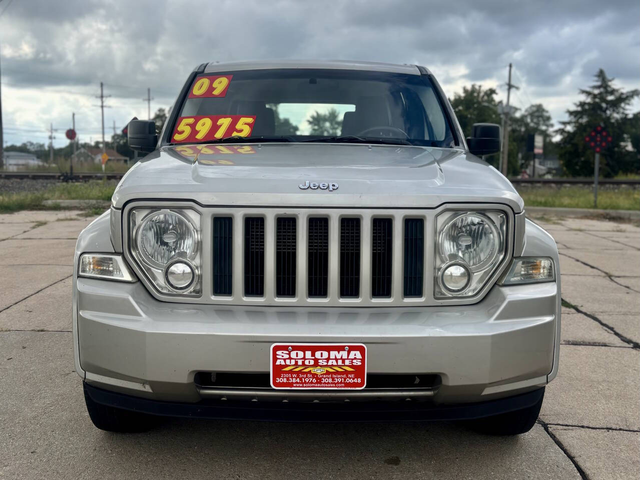 Silver 2009 Jeep Liberty Sport 4x2 Sport 4dr SUV 2