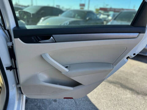 2015 Volkswagen Passat