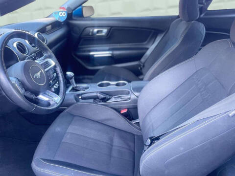 2021 Ford Mustang EcoBoost