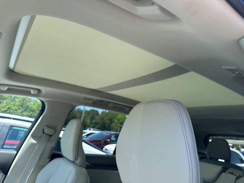 2023 Volvo XC90 B5 Plus Bright Theme