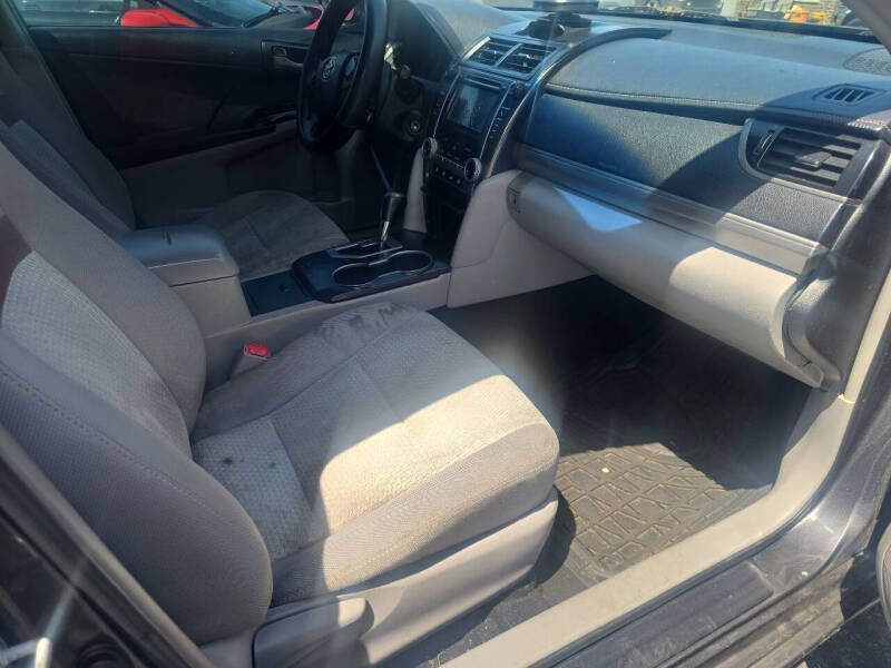 2012 Toyota Camry LE