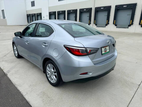 2017 Toyota Yaris iA