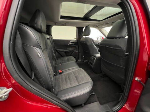 2024 Mitsubishi Outlander SE