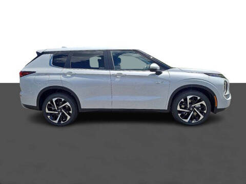 2025 Mitsubishi Outlander PHEV SE