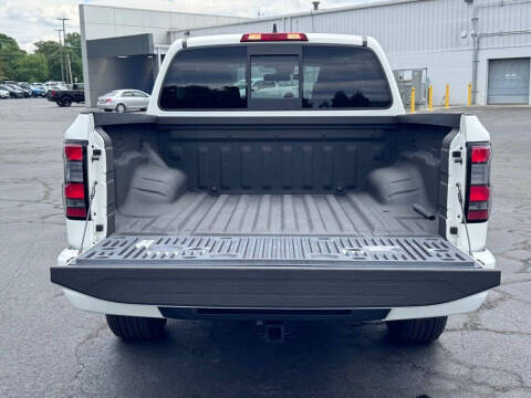 2022 Nissan Frontier SV