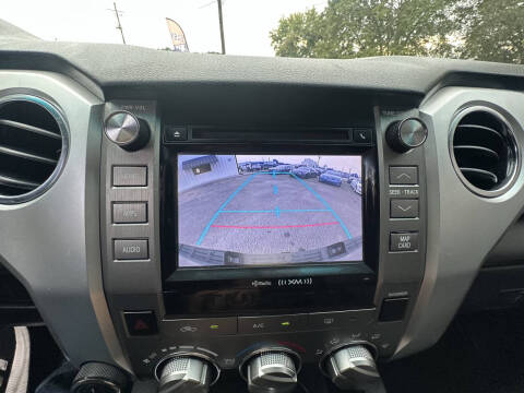 2015 Toyota Tundra SR5