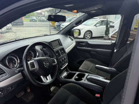2016 Dodge Grand Caravan SXT Plus