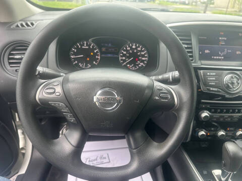 2018 Nissan Pathfinder S