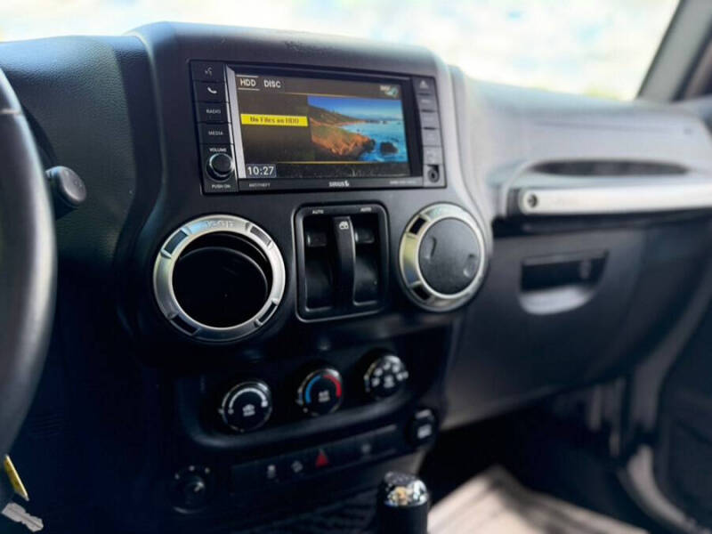 2015 Jeep Wrangler Altitude