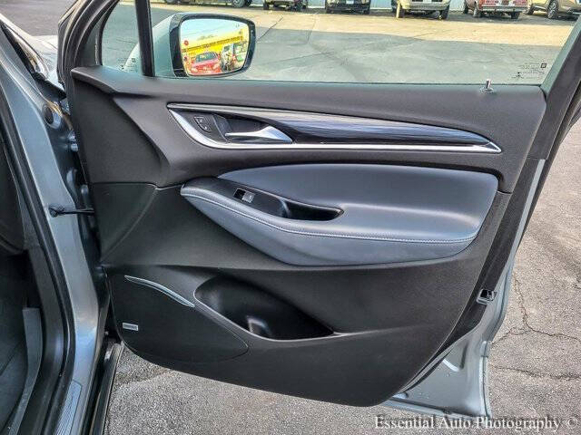 2023 Buick Enclave Essence