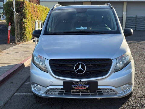 2016 Mercedes-Benz Metris Passenger