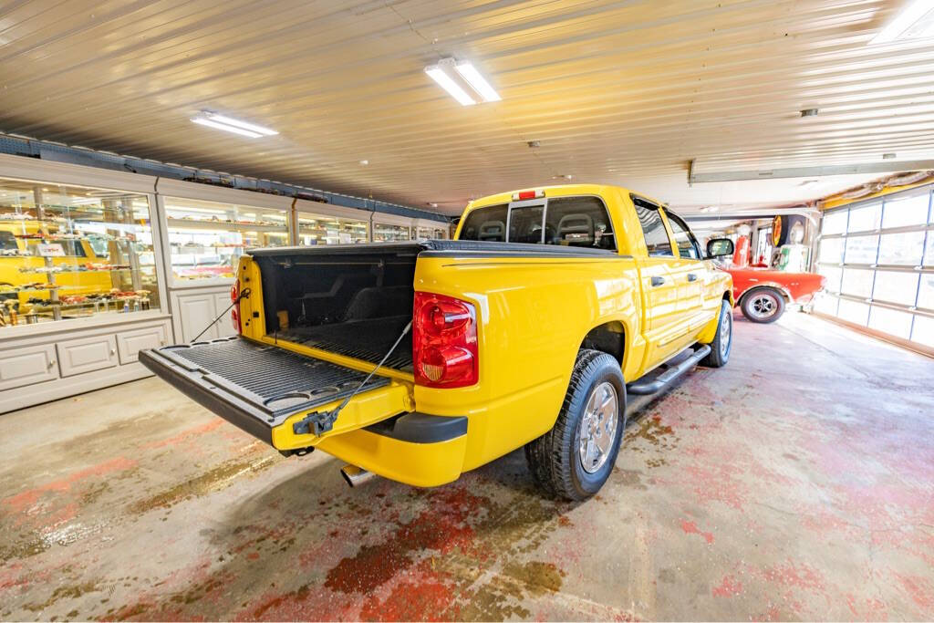 2006 Dodge Dakota 86