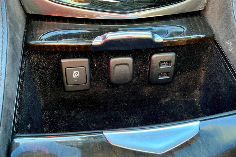 2016 Cadillac Escalade Platinum