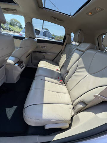 2011 Toyota Venza AWD V6