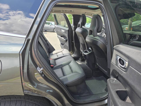 2018 Volvo XC60 T5 Momentum