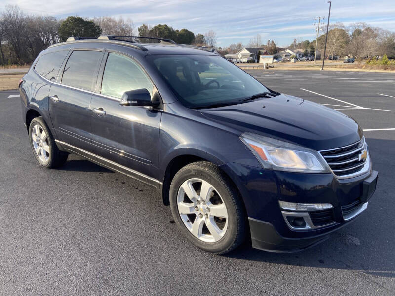 2017 Chevrolet Traverse LT