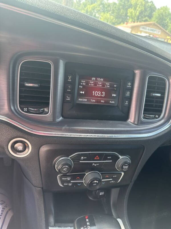 2015 Dodge Charger SE