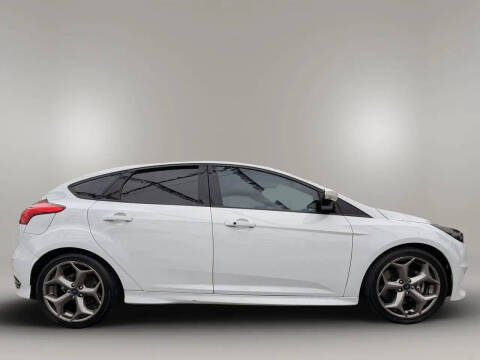2017 Ford Focus ST