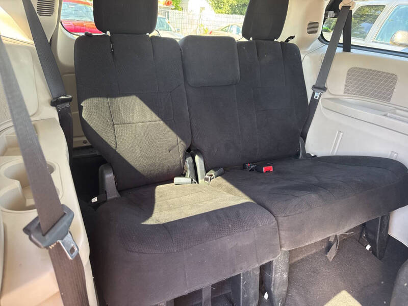 2011 Dodge Grand Caravan Crew