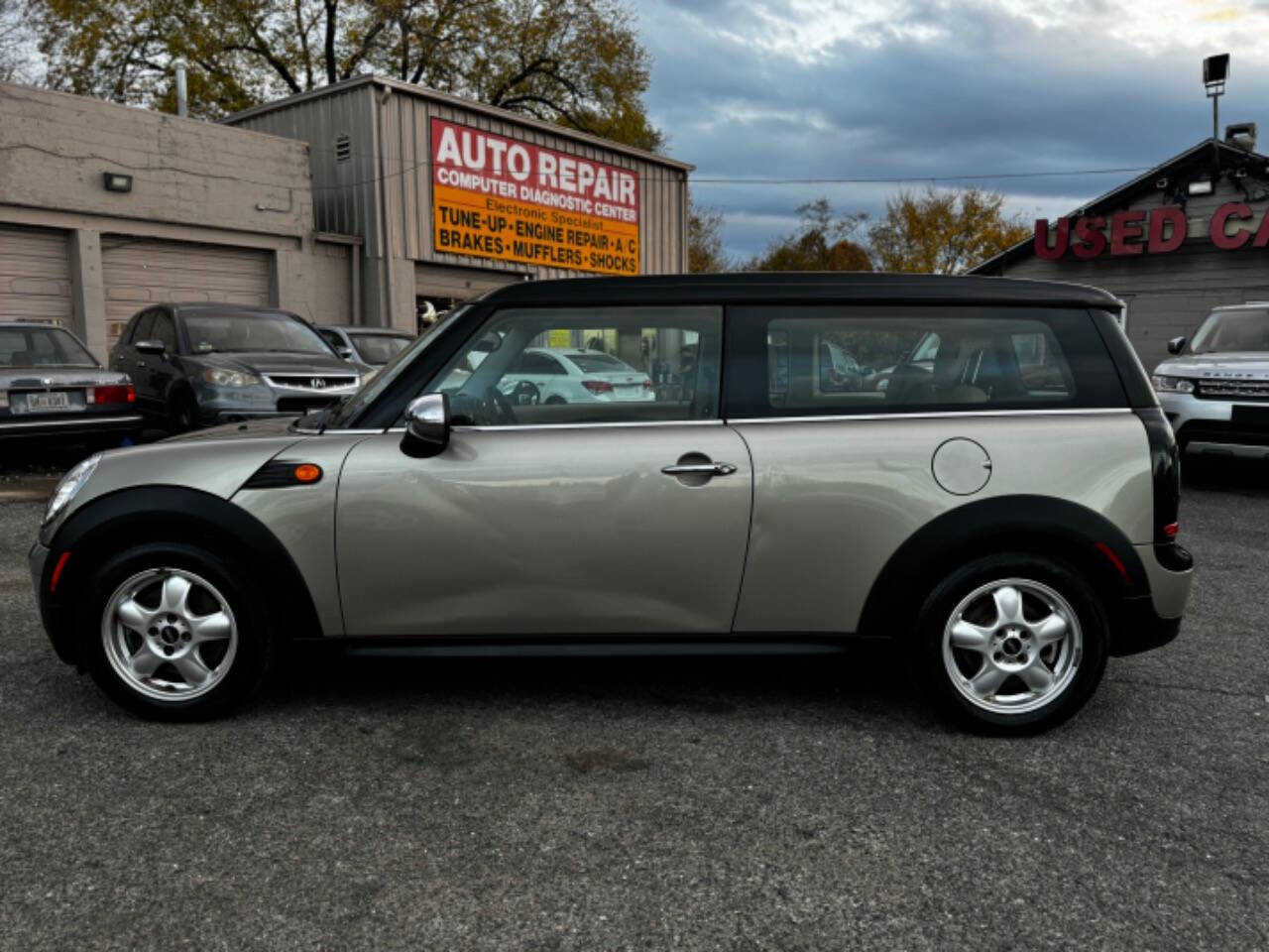 2008 MINI Cooper Clubman for sale at Walkem Autos in District Heights, MD