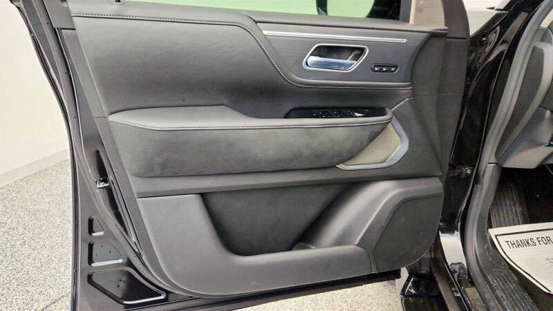 2025 Infiniti QX80 Sensory