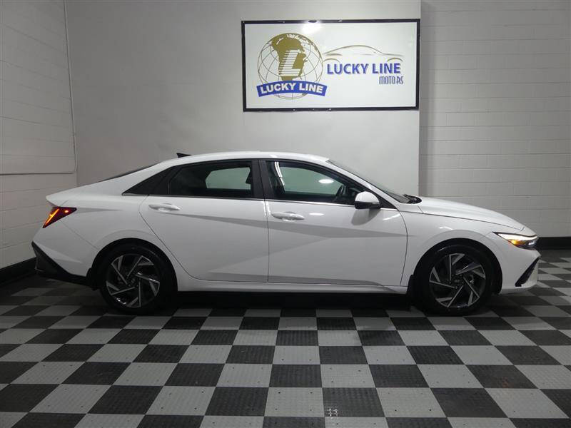 2024 Hyundai Elantra Hybrid Limited