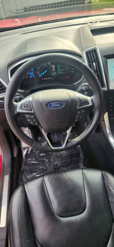 2020 Ford Edge Titanium