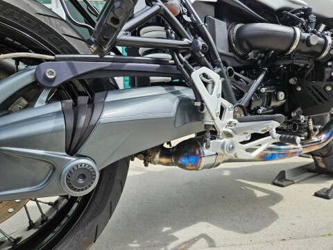 2016 BMW R NineT Base