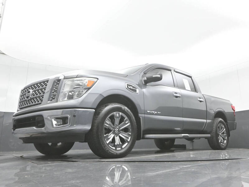 2017 Nissan Titan