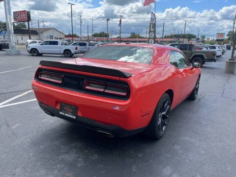 2020 Dodge Challenger SXT