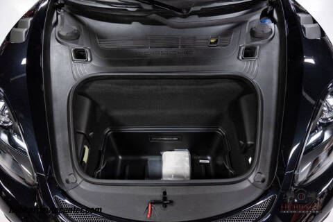 2023 Porsche 718 Cayman GT4 RS