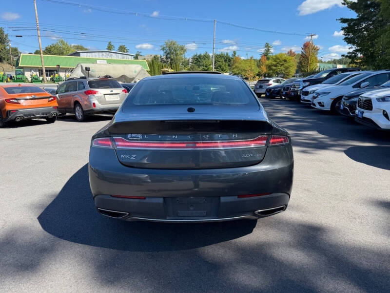 2017 Lincoln MKZ Select