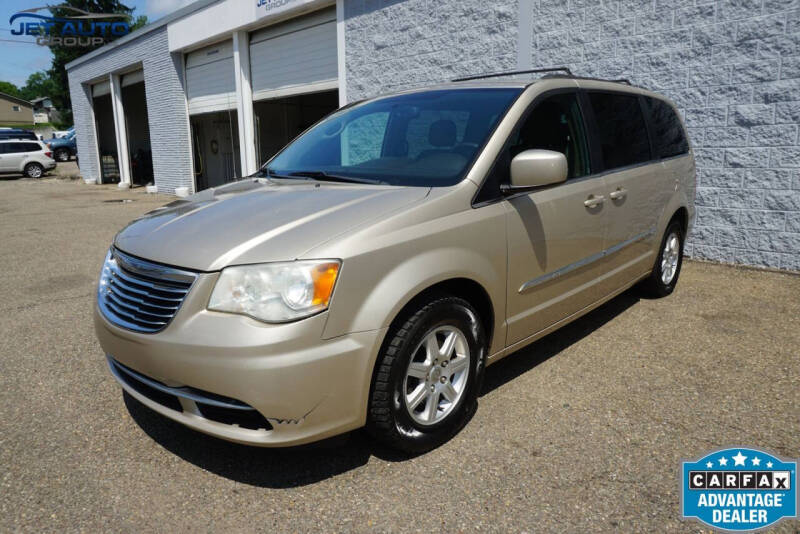 2012 Chrysler Town and Country Touring