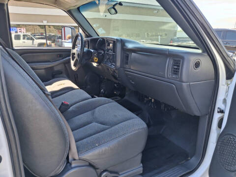 2004 GMC Sierra 2500HD