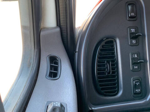 2016 Freightliner M2 106