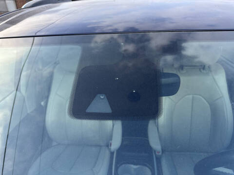 2017 Chrysler Pacifica Hybrid Platinum