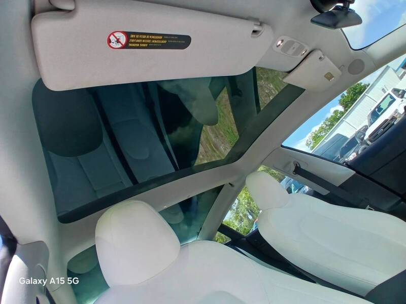 2023 Tesla Model 3 Performance