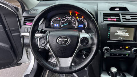 2014 Toyota Camry SE V6
