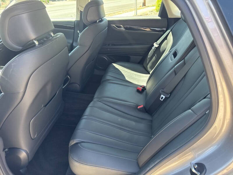 2024 Genesis G80 2.5T