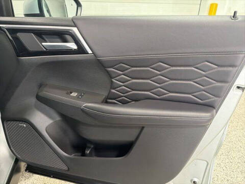 2025 Mitsubishi Outlander SEL
