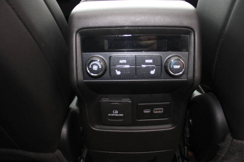 2020 GMC Acadia Denali