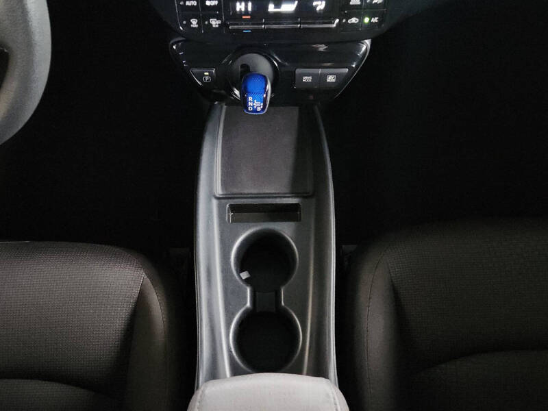 2019 Toyota Prius LE