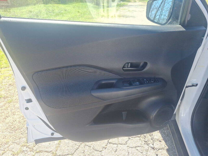 2020 Nissan Kicks S