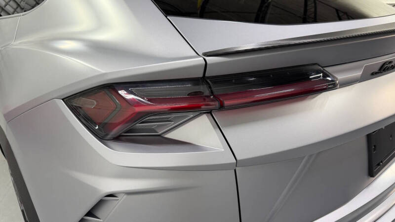 2022 Lamborghini Urus