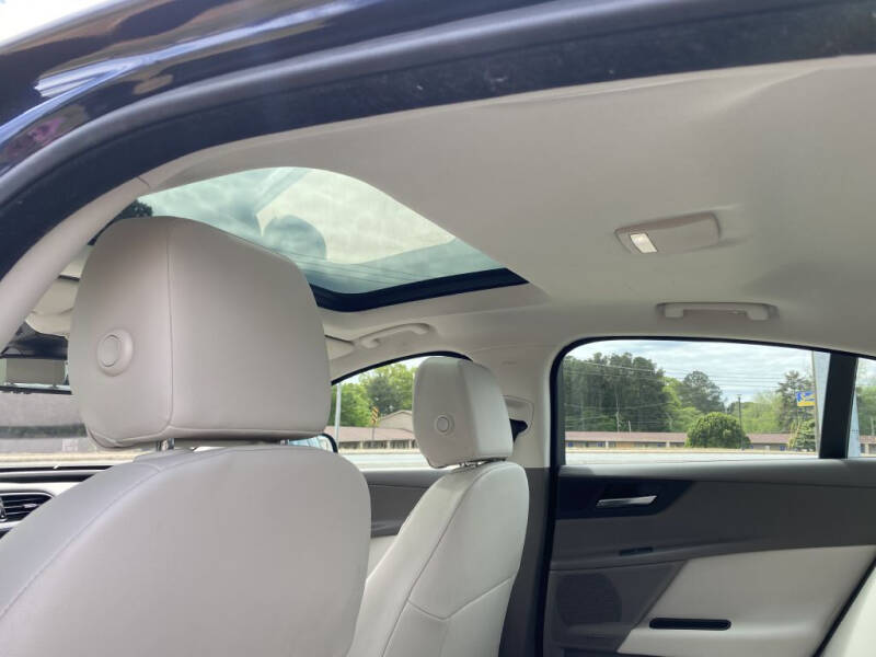 2017 Jaguar XE 20d Premium