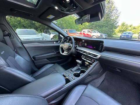2022 Kia K5